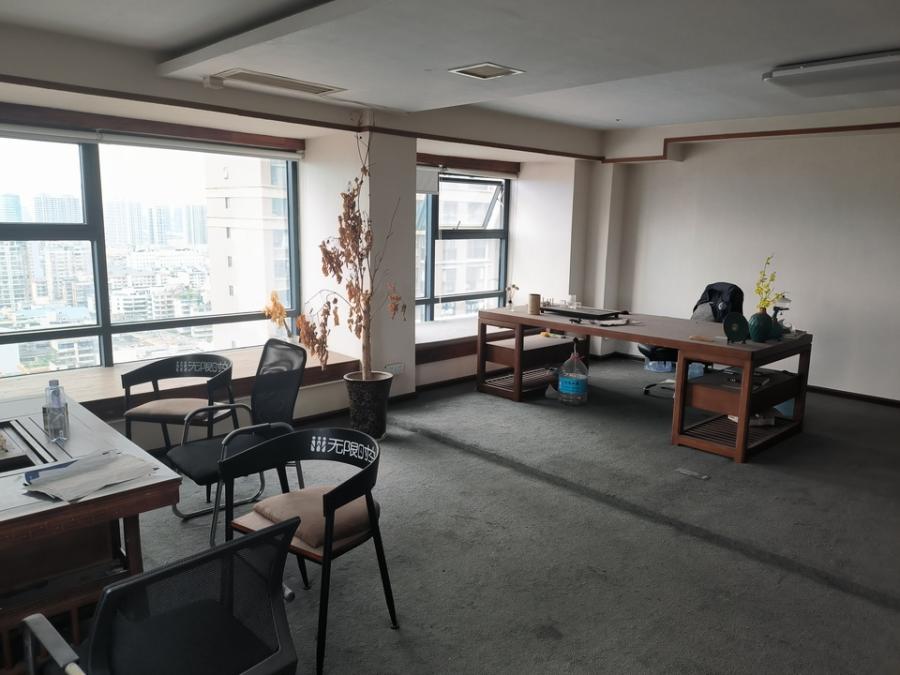 萬象新天地法拍房5號(hào)棟2501、2502、2505、2506號(hào)