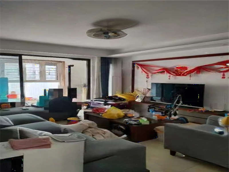 中海國(guó)際社區(qū)二期（中海江御名園）法拍房二期二區(qū)10、11棟2105號(hào)