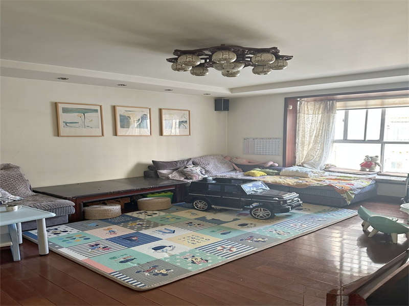 惠澤園法拍房A1，A2，B1，B2棟504號及其室內(nèi)家具家電物品