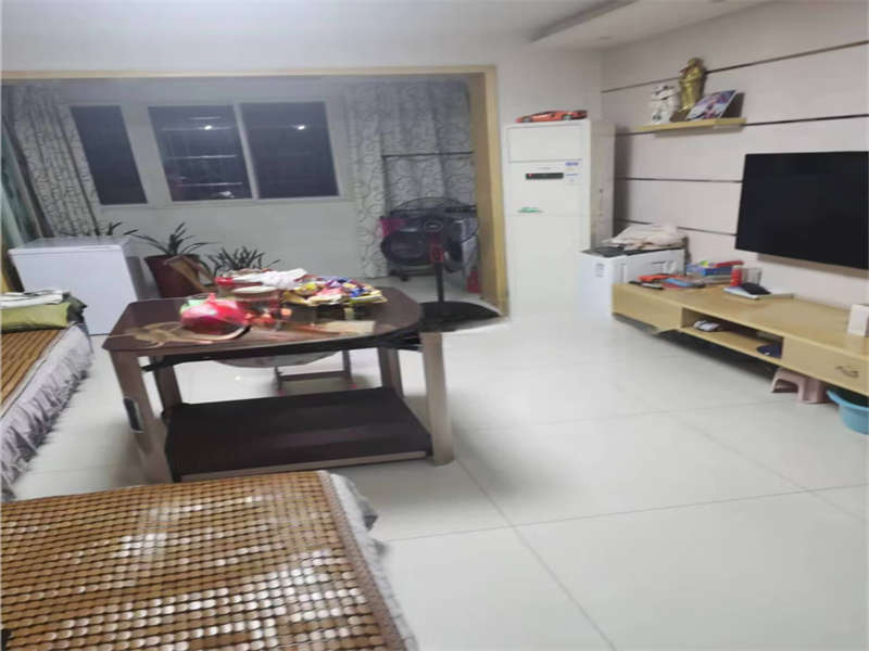景環(huán)小區(qū)法拍房B3、B4棟203房