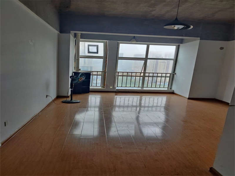 恒泰廣場（恒泰商業(yè)廣場）法拍房1棟（塔樓）、5棟（塔樓）、商業(yè)（裙房）地下室1322房