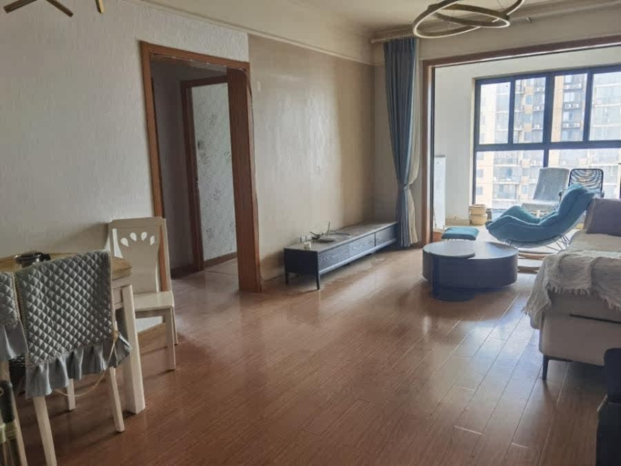 麓谷小鎮(zhèn)(樂谷園)法拍房7棟2404號 麓谷小鎮(zhèn)(樂谷園)法拍房7棟2404號