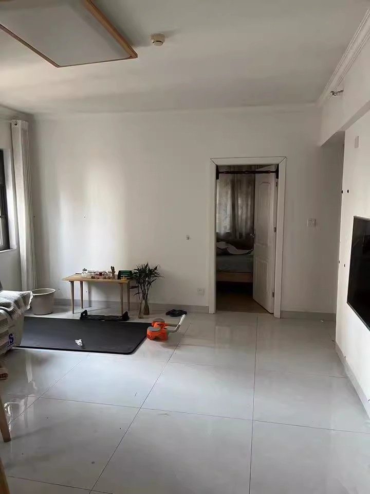 新長海廣場（新長海中心）法拍房C、D棟2111（實勘為D棟）