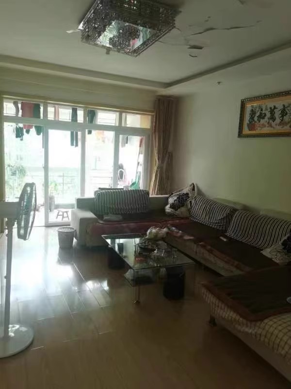 楚天馨苑法拍房1棟112號(hào) 楚天馨苑法拍房1棟112號(hào)