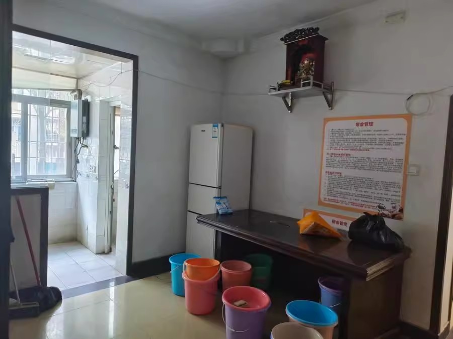 創(chuàng)遠(yuǎn)花園法拍房002棟202房 創(chuàng)遠(yuǎn)花園法拍房002棟202房