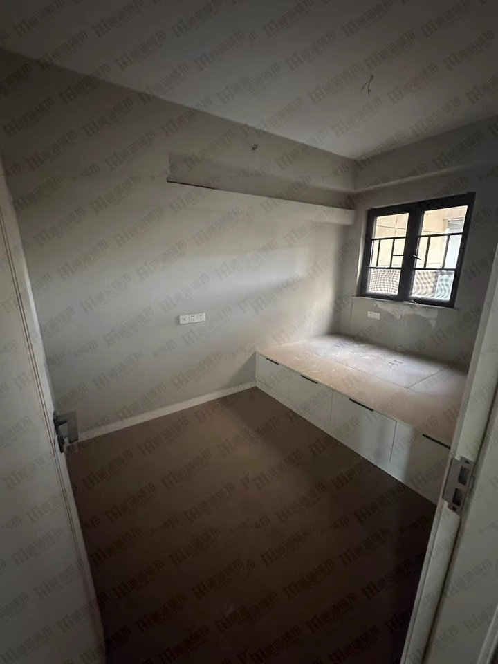 1755595903663446.jpg